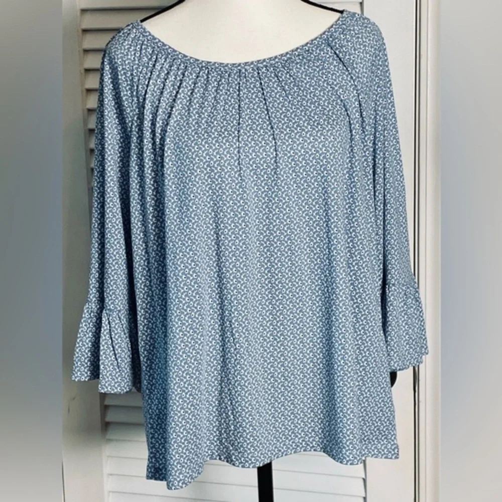 Michael Kors Large Blue White Floral Stretch Peasant Blouse 3/4 Ruffle Sleeves